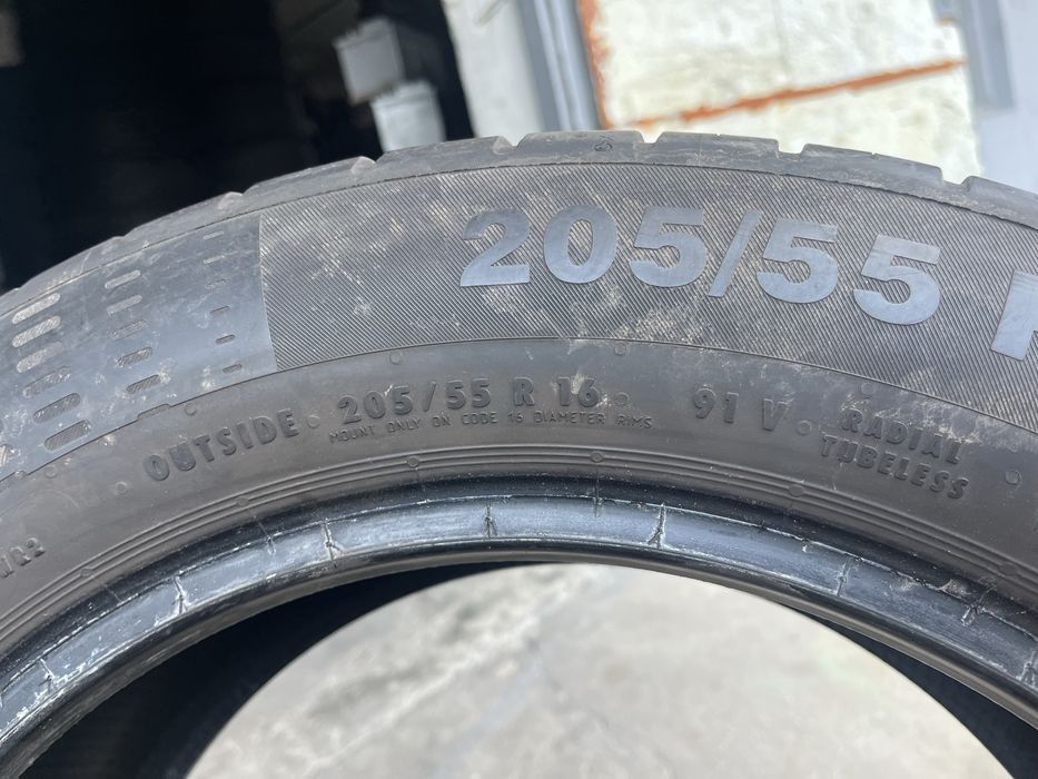 2 бр. летни гуми 205/55/16 Continental 6 mm DOT 0318