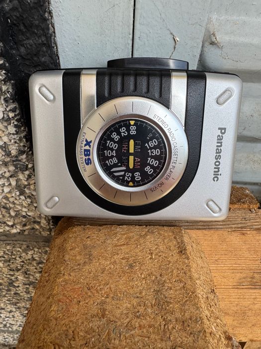 Диктофони и уокмени