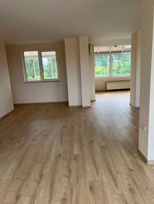 Продава се Тристаен апартамент в Пловдив, Кършияка - 220 кв.м за 1039 €/кв.м - Снимка #4