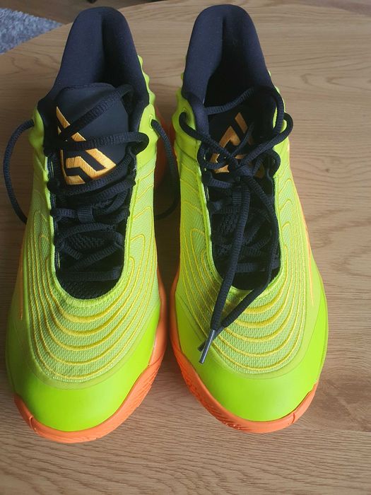 Маратонки Найк баскетбол