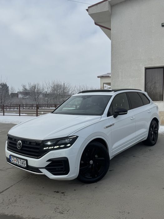 Volkswagen Touareg 4 Motion Black-Line/R-line,3.0 ,286 cp