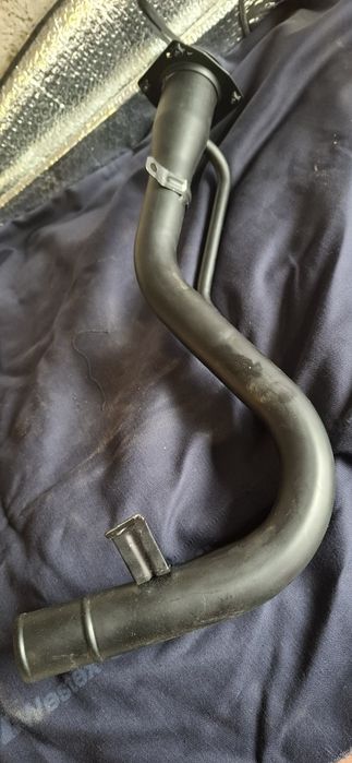 Гърловина резервоар Сузуки игнис