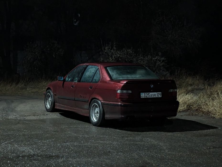 Продам БМВ Е36, 320