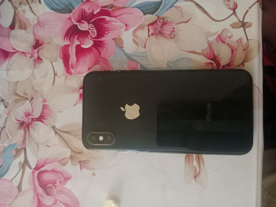 Айфон хс сатылады жағдайы жаксы бағасы 15000