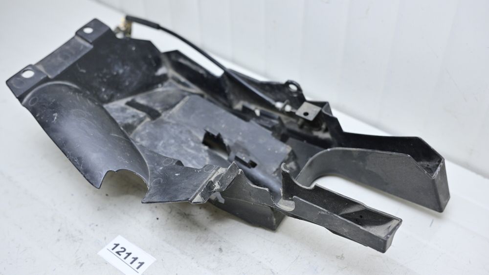Undertail Plastic Roata Spate Incuietoare Sa Yamaha FZ6 2004 - 2009