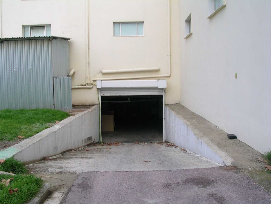 Продава фабрика в гр.Солун ,Гърция