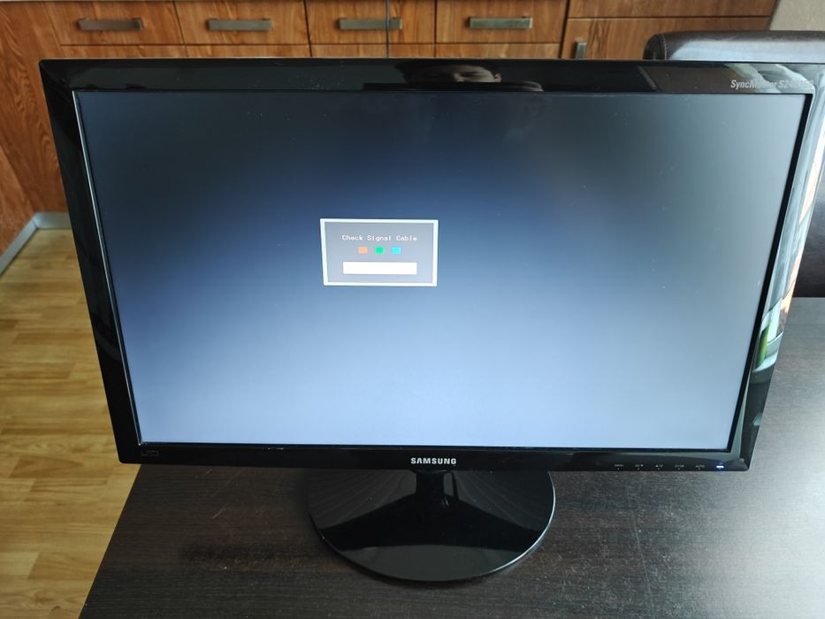 Vând monitor Samsung SyncMaster S24B150, 24 inch, 60Hz - 200 Lei