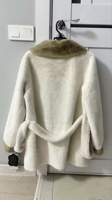 Экошуба новая, размер M