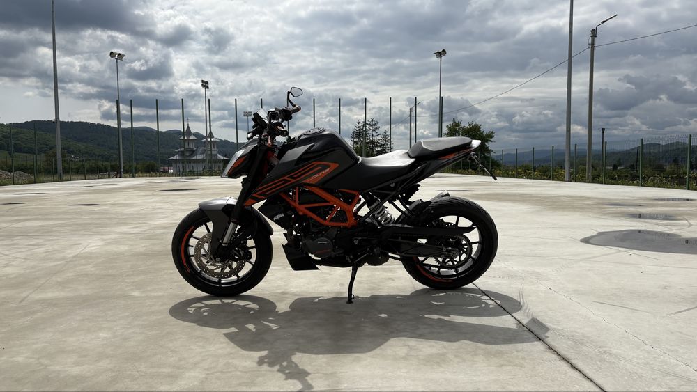 Ktm duke 125 2021