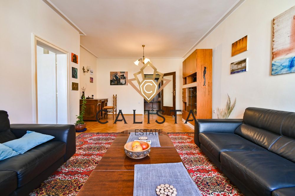 Дава се под наем Тристаен апартамент в София, Център - 135 кв.м за 1099 € - Снимка #2