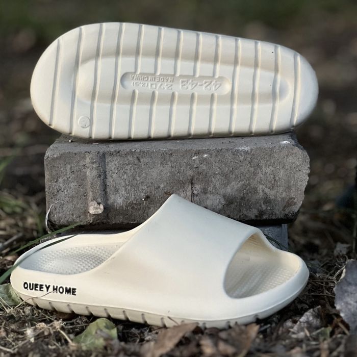 Тапочки для бассейна (сланцы)