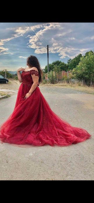 Бална рокля уневерсален разамер