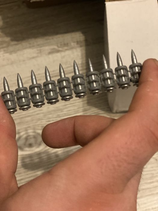 Cuie 22 mm pistol Hilti BX3 - Livrare 24h - 1000 Cuie - Cutia