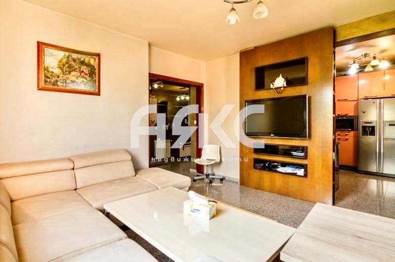 Обзаведен мезонет в кв. Манастирски ливади