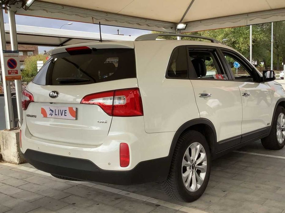 KIA Sorento 2015 — imagine 4