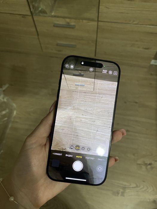 Продам Айфон 16 pro