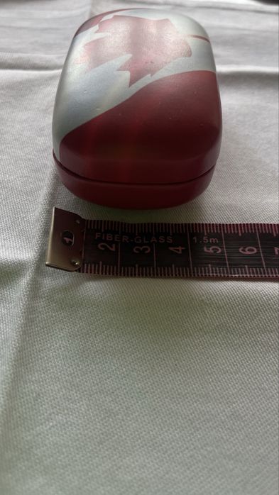 Продам таблеточницу- футляр с зеркальцем