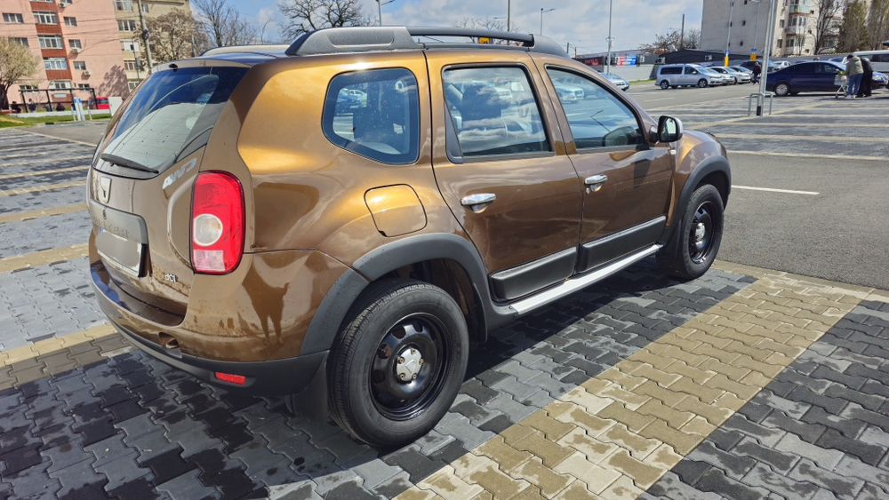 Dacia(Nu schimb‼️)Duster 4x4 km reali