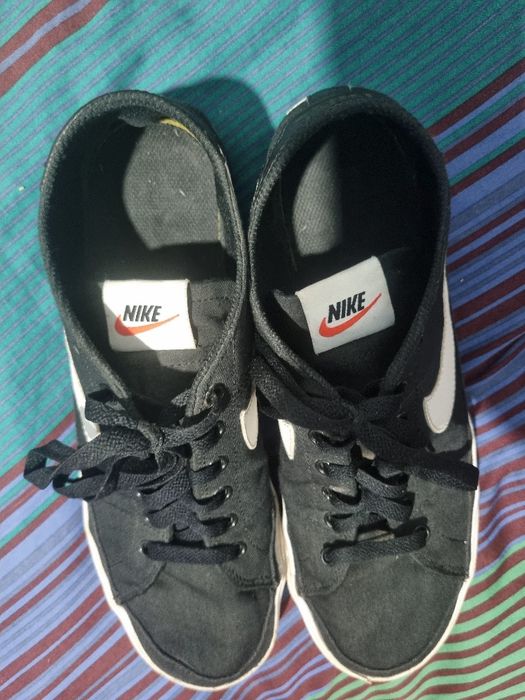 adidasi Nike Court Legacy