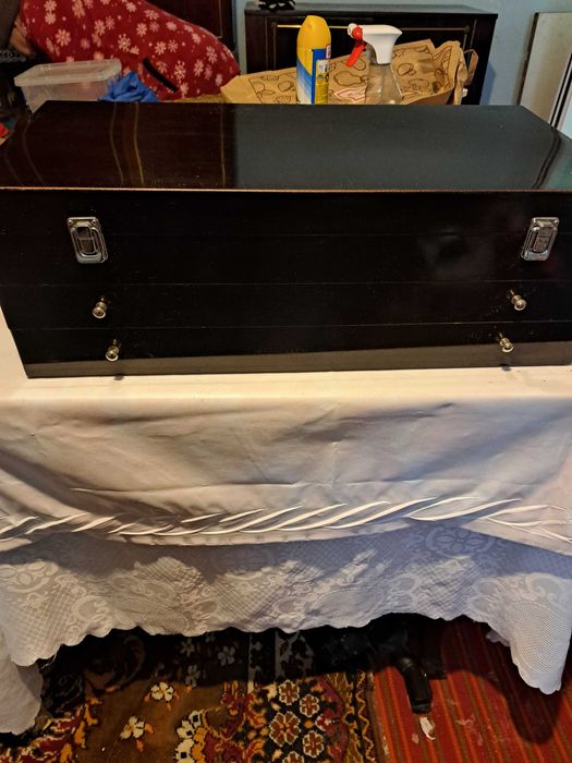 Vând set tacâmuri profesionale Gottinghen 124 piese