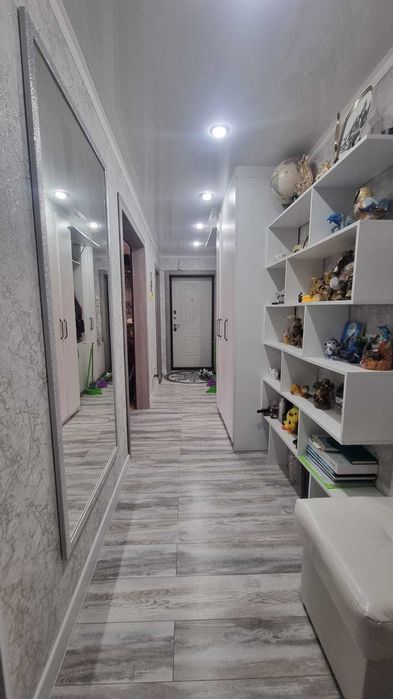 Продам 3-комн.кв., Жас Оркен, 2/9, кирпич