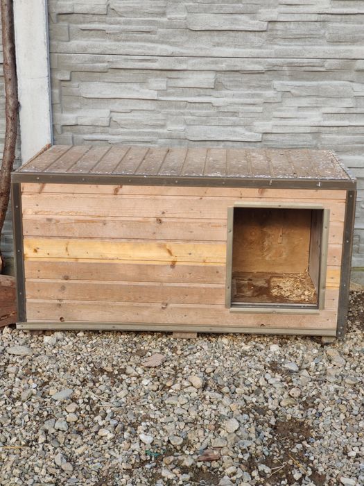 De vanzare cusca izolata termic