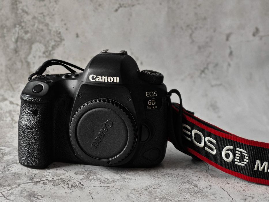 фотоаппарат Canon EOS 6D Mark II. Body.