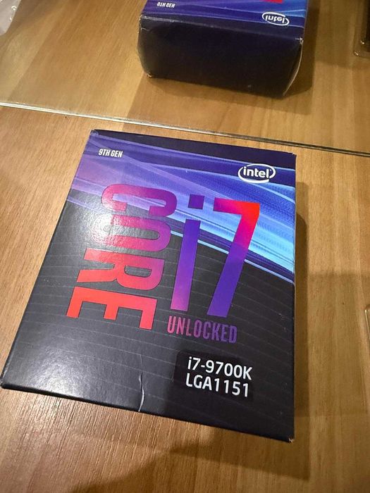 Ram/Procesor/Placa de baza (Corsair Vengeance LPX DDR4 2400, Intel Core i7-9700K (Generația a 9-a Coffee Lake),ASUS TUF Z390-PLUS GAMING)