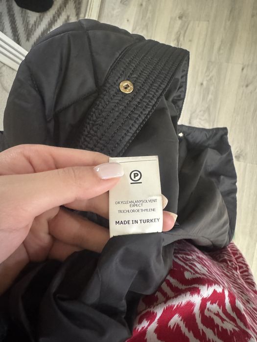 Продам куртка демисезон ласаграда