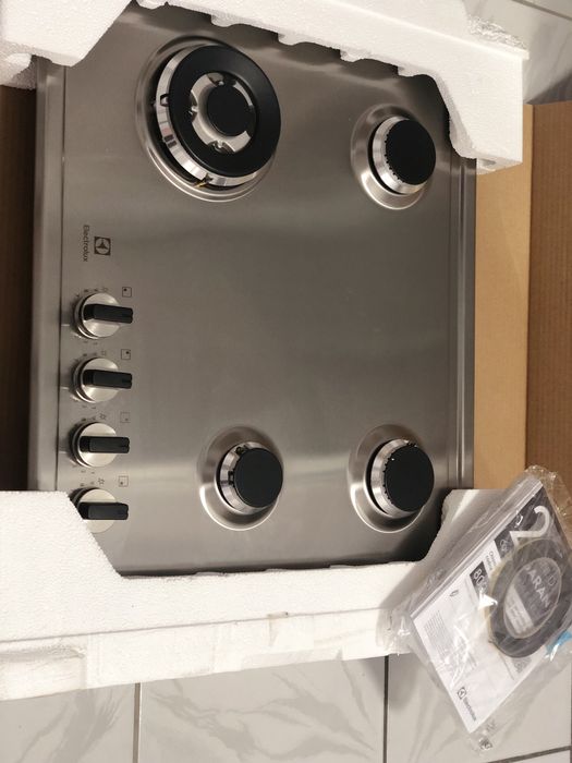 Plita pe gaz electrolux