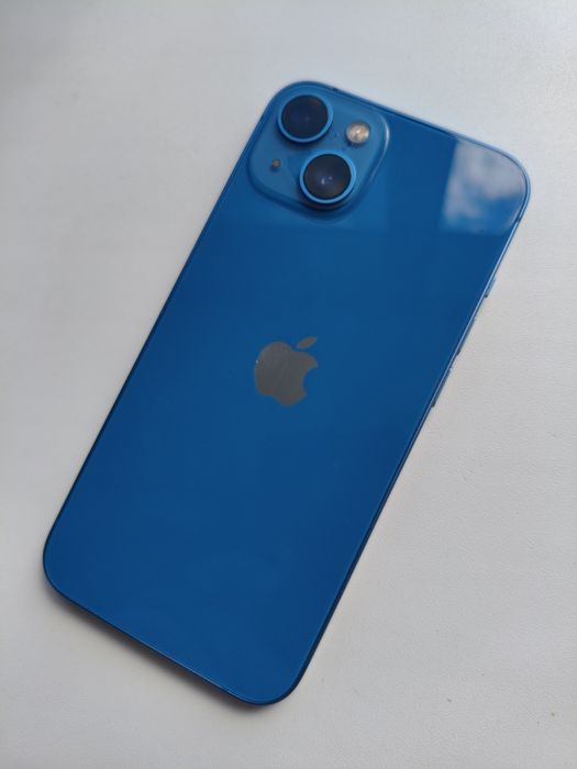 Продам iPhone 13 128GB