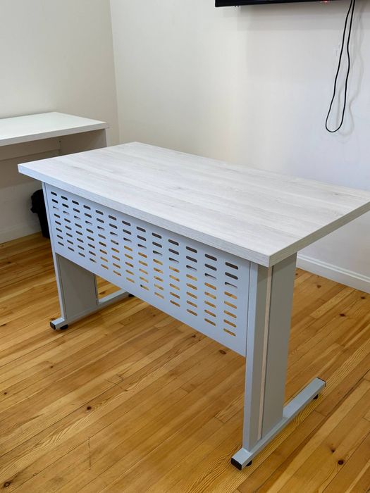 Продаются столы и стулья