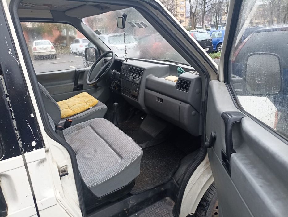 Vând Volkswagen T 4
