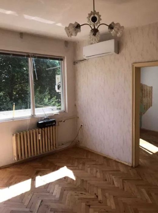 Продава се Двустаен апартамент в Пловдив, Кършияка - 46 кв.м за 1490 €/кв.м - Снимка #6
