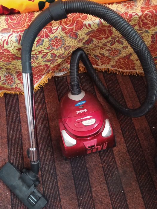Продается Пилесос samsung