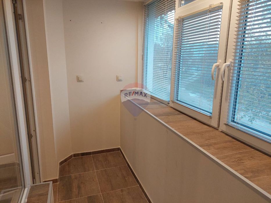 Продава се Тристаен апартамент в Варна, Владислав Варненчик - 80 кв.м за 1488 €/кв.м - Снимка #8
