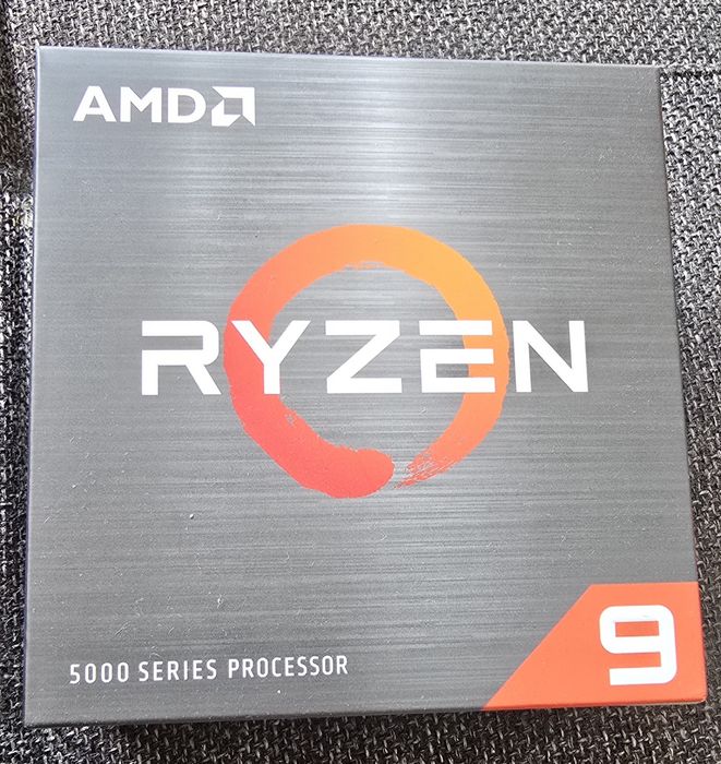 Procesor AMD Ryzen 9 5900X 3.7GHz Socket AM4 Box