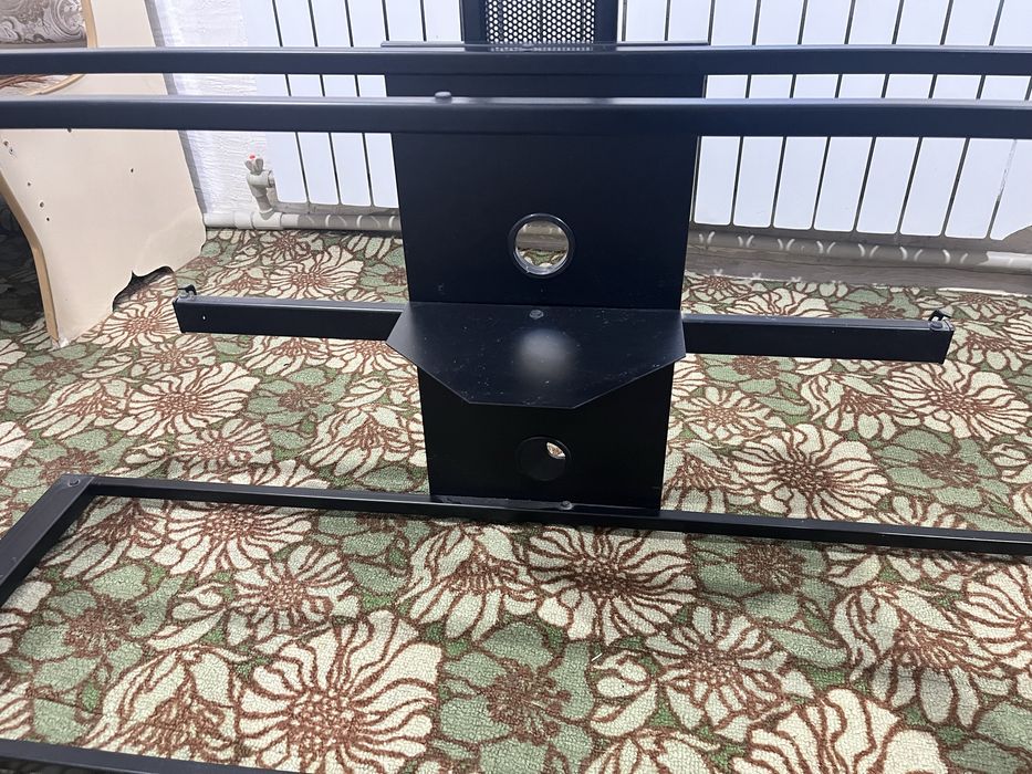 Потставка для телефизора