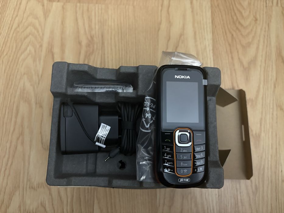 Nokia 2600 Full Box Nou