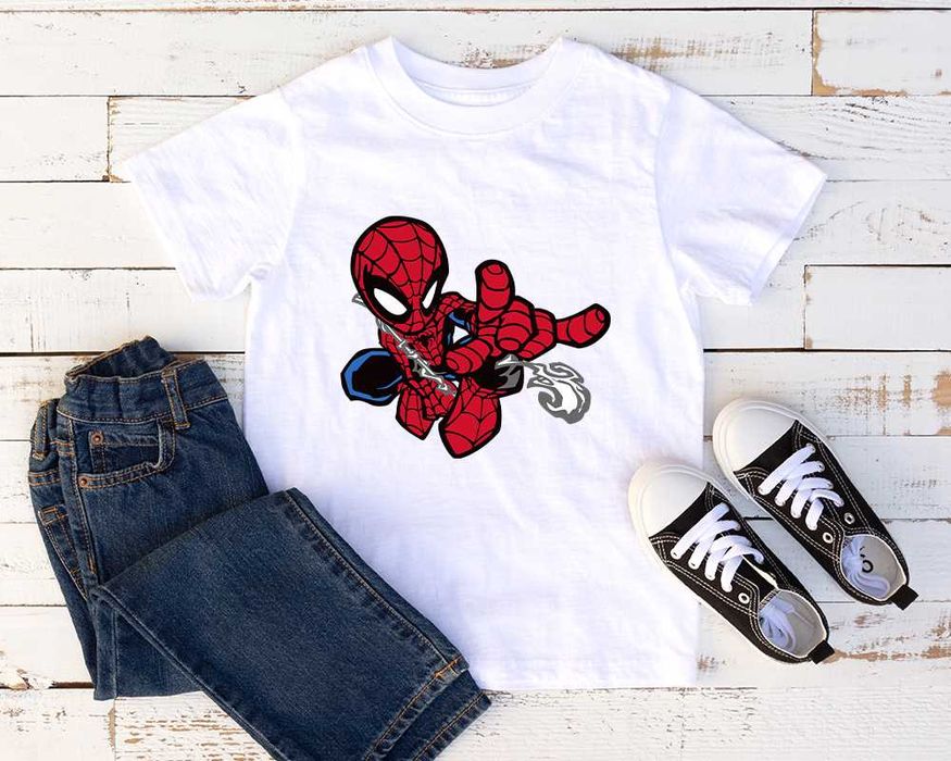 Тениски за цялото семейство със Спайдер-Мен Spiderman