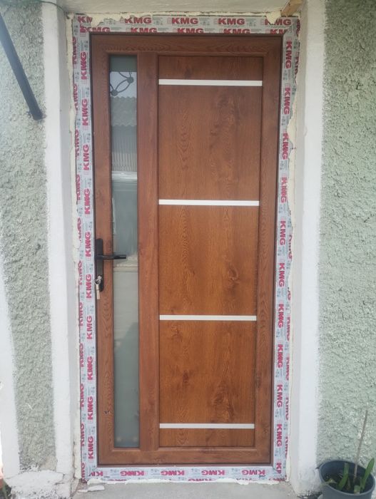 Tamplarie pvc cu geam termopan/tripan