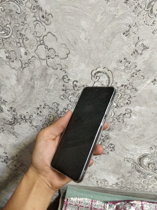 S21 fe 256 8+8 amerkanskiy varianti qimmatidan