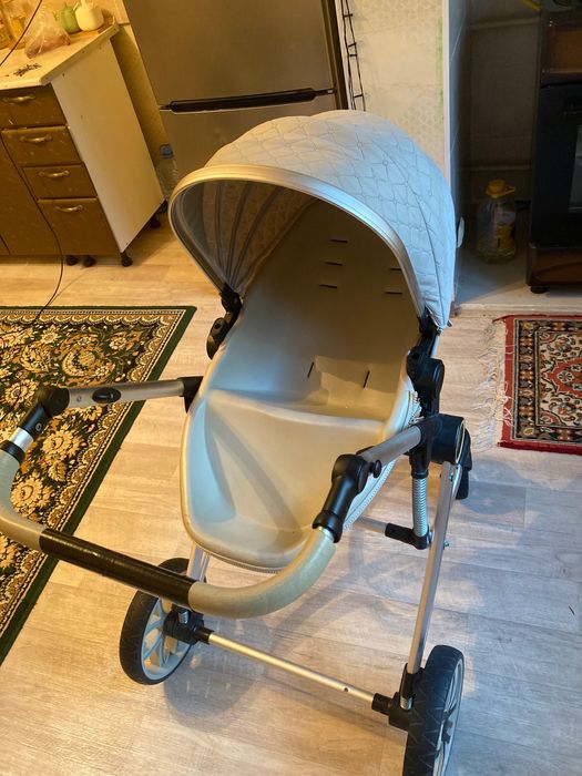 Коляска детская 10000 тг