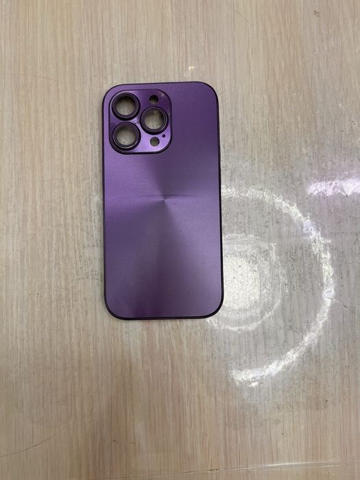 Чехлы на iPhone 14 Pro