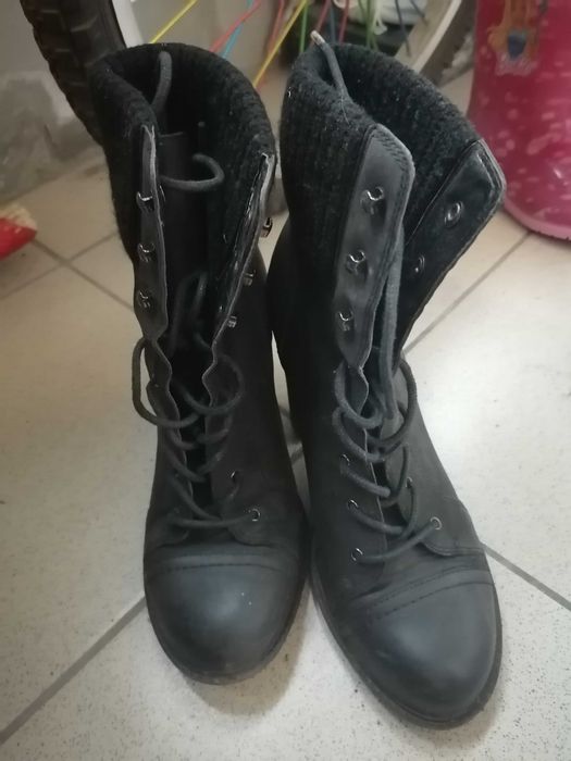 продам женские сапоги