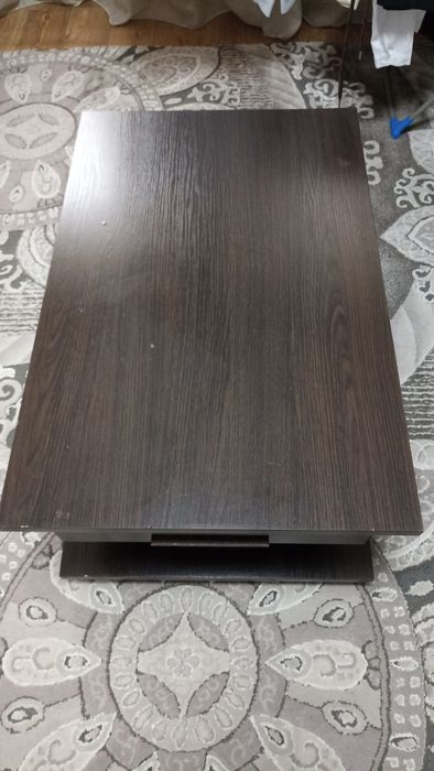 Срочно продам журнальный столик