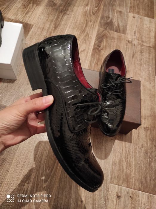 Продаётся бу обувь