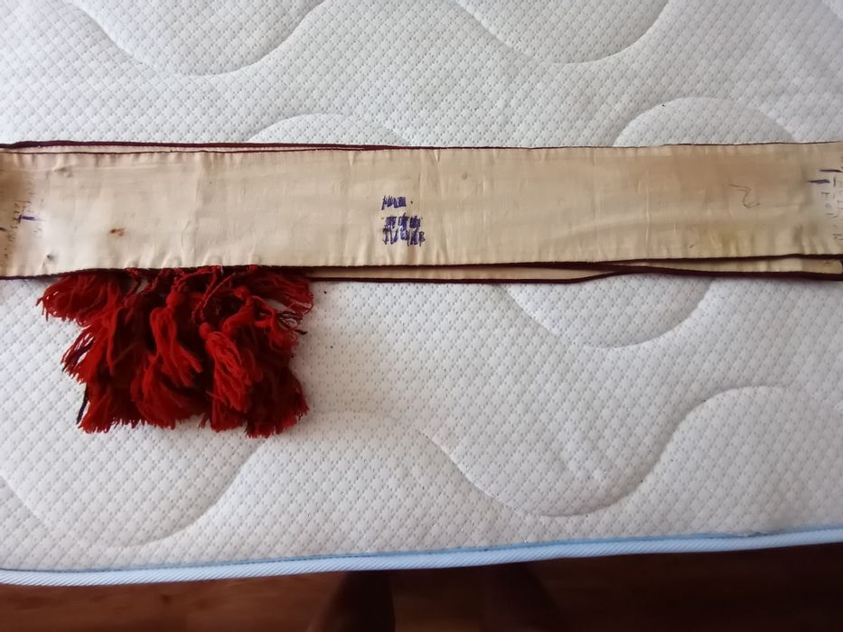 Brâu cu ciucuri popular motive metalice