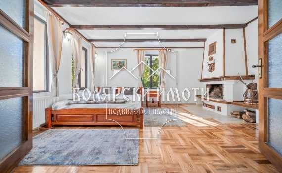Продава се Къща в с. Хъневци, Област Велико Търново - 360 кв.м за 1857 €/кв.м - Снимка #15