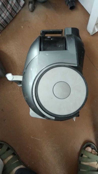Пылесос Samsung SC6630  блютуз